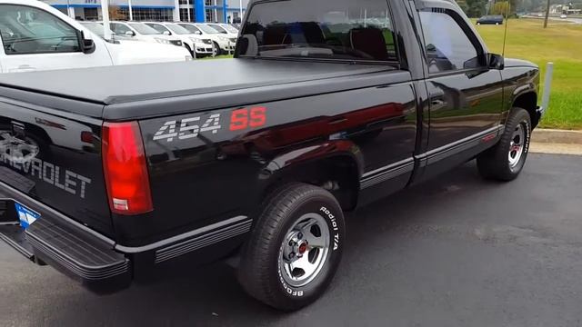 Chevy 454 SS at car lot for sale. (TRUCK SOLD) смотреть онлайн