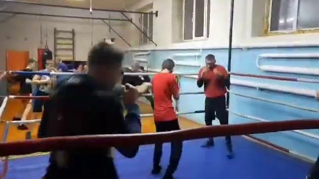 Сборы По Боксу Перед Турниром г.Орел Проф-Тренер Андрей Ермаков смотреть онлайн