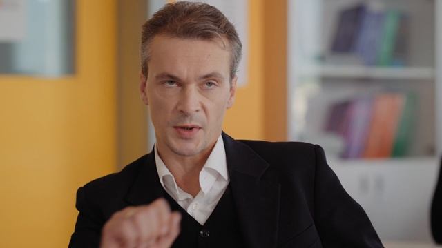 Успейте услышать, о чем молчит подросток (Иностранный язык)_30 секунд смотреть онлайн