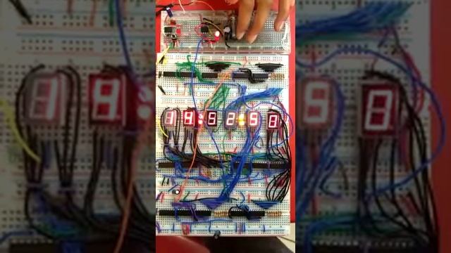 Reloj HH:MM:SS смотреть онлайн