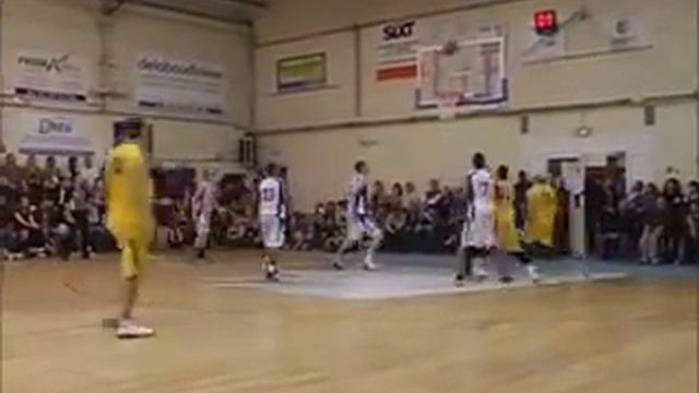 Poissy basket. Reportage face au Mans смотреть онлайн
