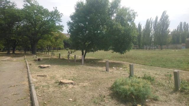 Мелитополь, новый Мелитополь стадион 37 училища, 7 школа тоже блестит смотреть онлайн