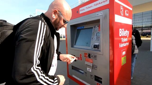 How To Get From Gdańsk Airport Using Public Transport | Poland