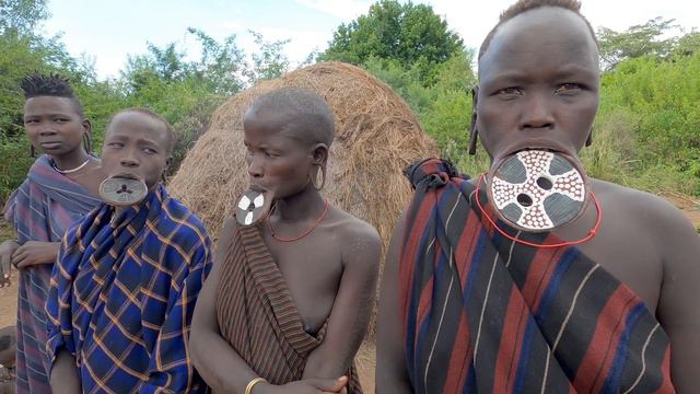 Khám phá Châu Phi: Mursi - bộ lạc kỳ dị nhất Ethiopia | Vlog du lịch Châu Phi смотреть онлайн