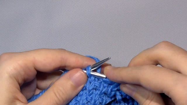 Детская шапка спицами | Детская шапочка с ушками и фиксированным отворотом смотреть онлайн