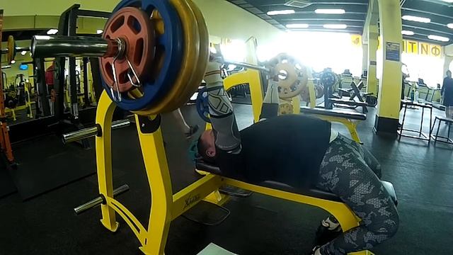 Д 2, Жим штанги лежа с паузой (2 сек.) на груди, 105 кг, 2 подход. смотреть онлайн