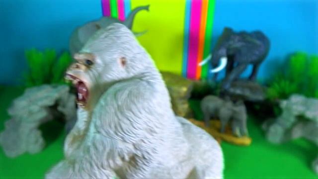 Zoo Animals - Tiger Elephant Gorilla Okapi - NEW Wild Animals 13+