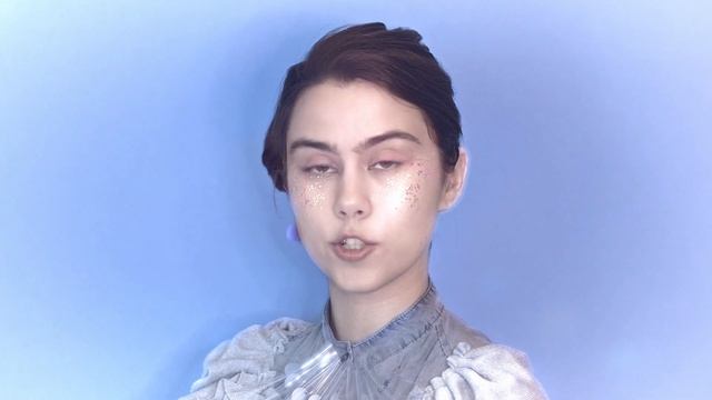 #ЯБЫТАК: не нравится своё отражение в зеркале?