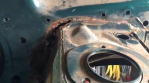 Как ржавеют задние арки и стаканы на старых Subaru Forester, Impreza, Legacy