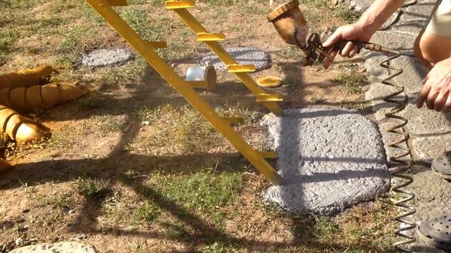 Избушка на курьих ножка (часть -2) Покраска лап и обзор каркаса. смотреть онлайн