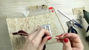 Как и из чего сделать карниз и шторы в кукольный домик своими руками