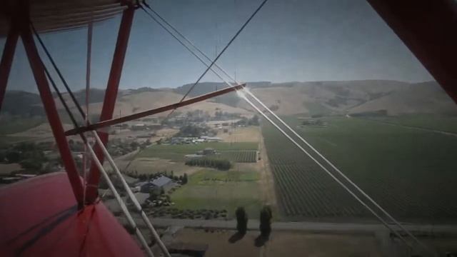 Vintage Biplane Ride in Sonoma made with muvee Reveal X Movie Editor смотреть онлайн