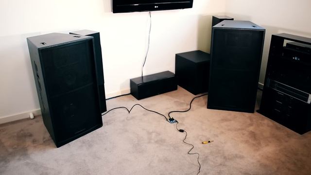 MINI EBAY AMP vs LARGE SPEAKERS смотреть онлайн