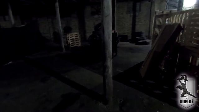 Арена: вольник с ножом против кровососа смотреть онлайн