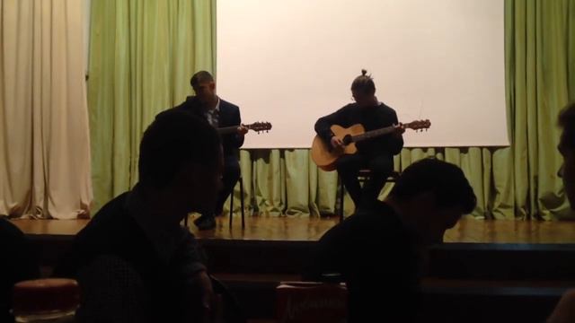 Нечаев Тихон (спёрр) и Лебедев Егор (Егор Лебедев (Lebedev)) выступают на школьном корпоративе. ч1 смотреть онлайн