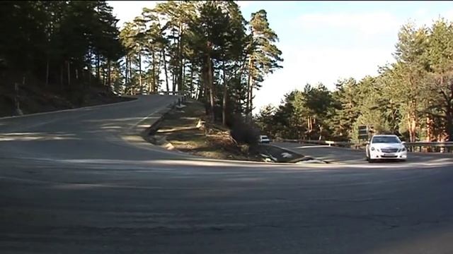 Mercedes E-klasse roadtest (English subtitled) смотреть онлайн