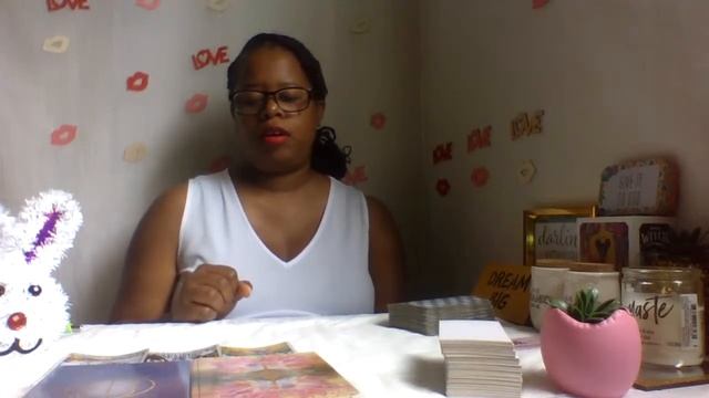 ALL SIGNS LIVE! THE DAILY LOVE SNAPSHOT!! ❤️?❤️? - APRIL 11, 2022 #RedLipstickTarot #tarot смотреть онлайн