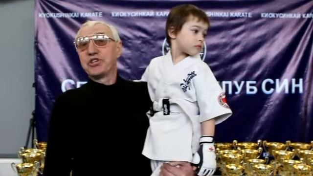 Зачем детям заниматься Кекусинкай карате смотреть онлайн