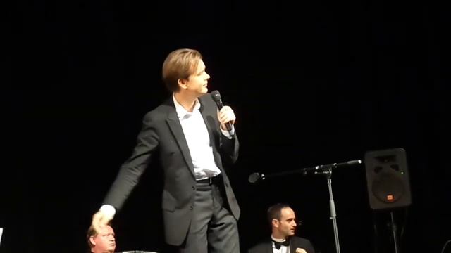 Олег Погудин Tombe la neige (Падает снег) смотреть онлайн