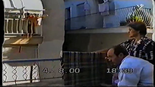 rolik A Weissenborn. Вальс для внучки . исп. Д Видянов смотреть онлайн
