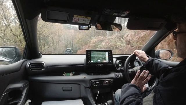 20000 MILE REVIEW TOYOTA YARIS HYBRID GR SPORT смотреть онлайн