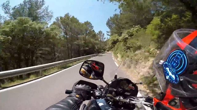 Essai Suzuki V-strom 1000 XT // Efficace, sans prétention ! смотреть онлайн