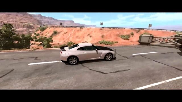 BeamNG drive - NISSAN GTR VS GRANDE SPINER. смотреть онлайн