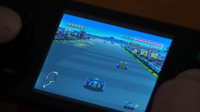 Pocket Retro Game Emulator from ThinkGeek смотреть онлайн