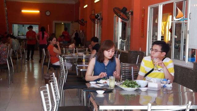 NHA HANG LE GIANG смотреть онлайн