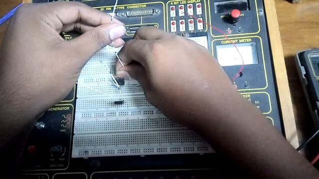 Study Of Inverter Circuits Using MOSFET And BJT