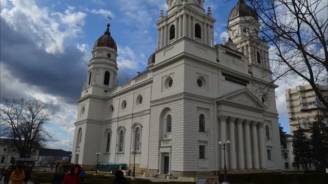 Top 10 Best Tourist Places to Visit in Iași | Romania - English смотреть онлайн