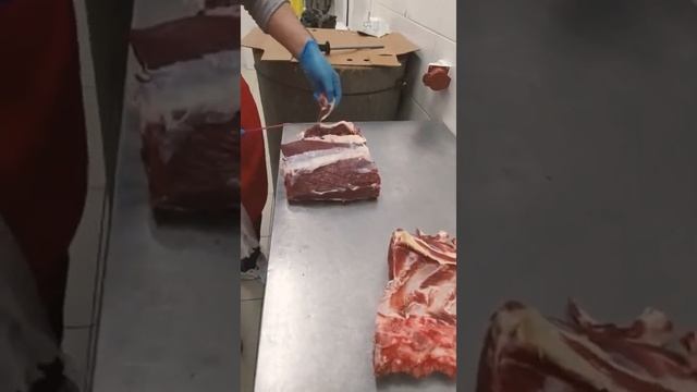 стейк рибай из тонкого края! мастер класс от Лëва мясника!) смотреть онлайн