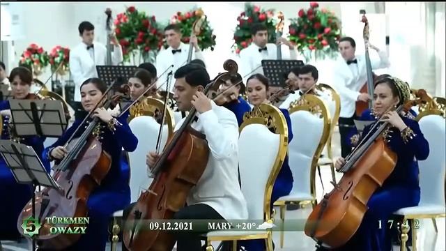 Gulalek Gulmyradowa - Dernière Danse (Indila)