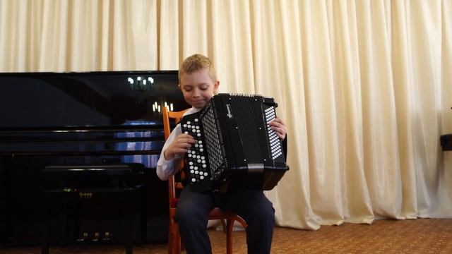 Пенкин Степан 8 лет ДМШ №2 г. Арзамас, В. Бухвостов "Незабудка", А. Доренский "Веселое настроение" смотреть онлайн
