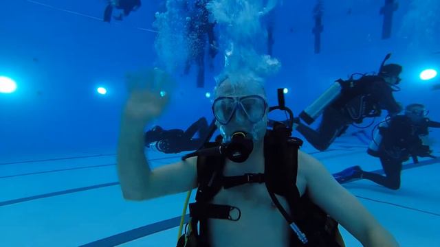 Truli Wetsuits Demo Dayz with Aquarius Scuba in Toronto, Canada смотреть онлайн