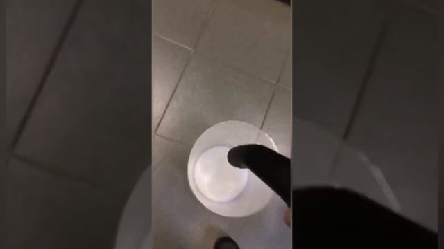 Внутри пылесоса во время работы смотреть онлайн