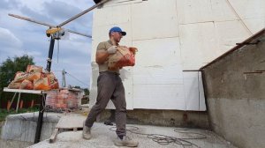 Как поднять тонны песка на второй этаж