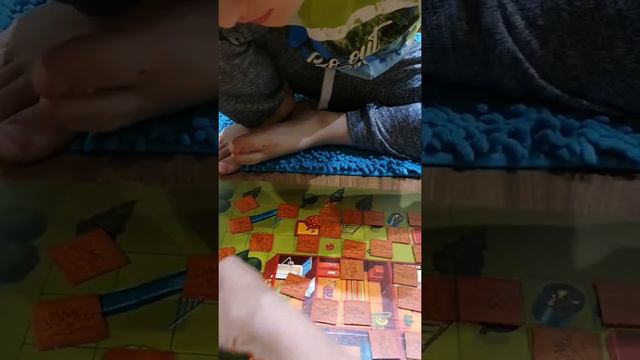 Игра Зомби в доме🧟♂️🧟♀️☠ смотреть онлайн