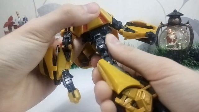 МАЛЫЙ ПОВЗРОСЛЕЛ - Transformers: Generations: War for Cybertron/Fall of Cybertron BUMBLEBEE/БАМБЛБИ смотреть онлайн