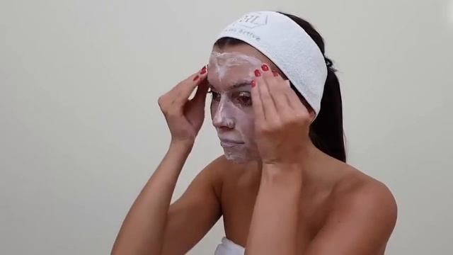 Отшелушивающий пилинг-крем Holy Land Lactolan Peeling Cream способы применения смотреть онлайн