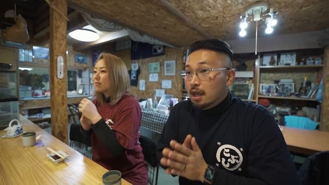 笑いが止まらない。職人が寿司握りながら漫才してます。 смотреть онлайн