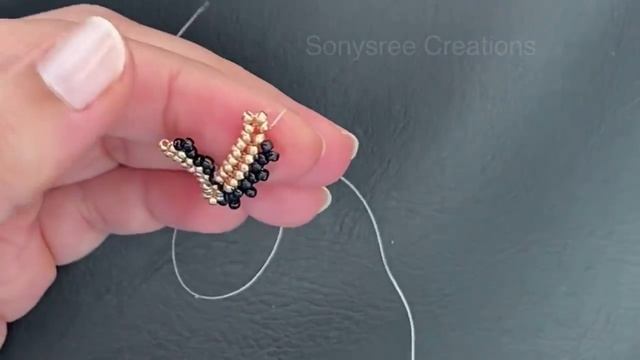 Aurous Necklace || How to make Beaded Necklace || Beaded Herringbone Necklace смотреть онлайн