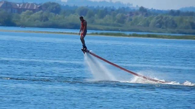 Летающий человек) смотреть онлайн