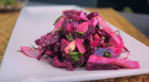 САЛАТ ИЗ СВЕКЛЫ И СЕЛЕДКИ