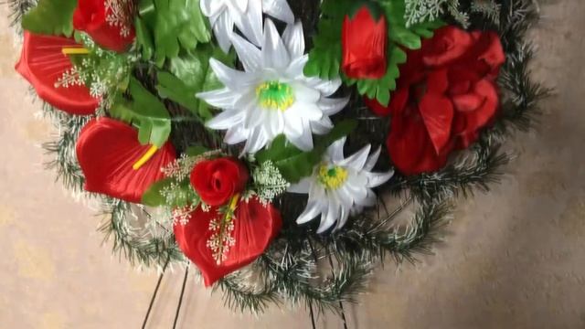 Ритуальный траурный похоронный украшенный венок смотреть онлайн