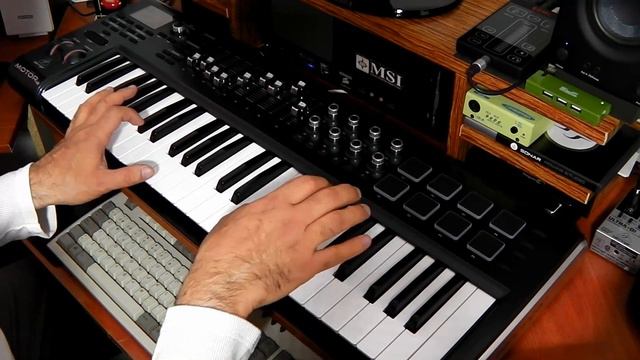 Behringer Motor49 The utopian golden Soft ambient downtempo relaxing music by Vicherval смотреть онлайн