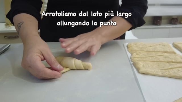 CORNETTI BRIOCHES sofficissimi 🥐 CREMA e AMARENA facili SENZA BURRO 🥐 смотреть онлайн