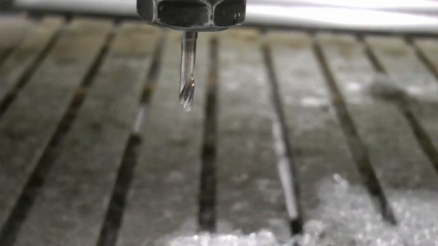 Фрезеровка алюминия на самодельном ЧПУ. Подбираем режимы обработки алюминия. смотреть онлайн