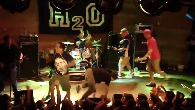H2O - 1995 (John Bull Music Hall - Curitiba) - 31-07-09 смотреть онлайн
