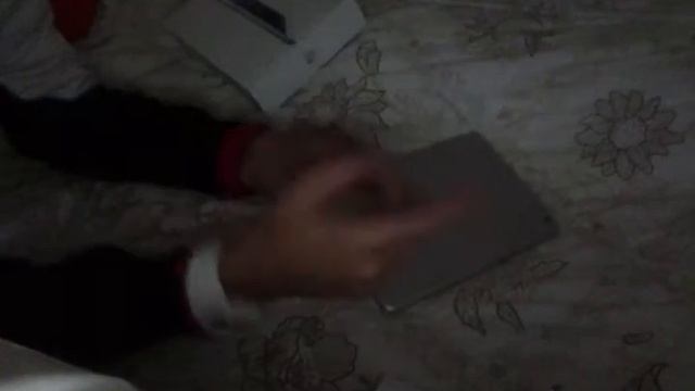 Unboxing ipad mini (white) and smart cover (red) смотреть онлайн